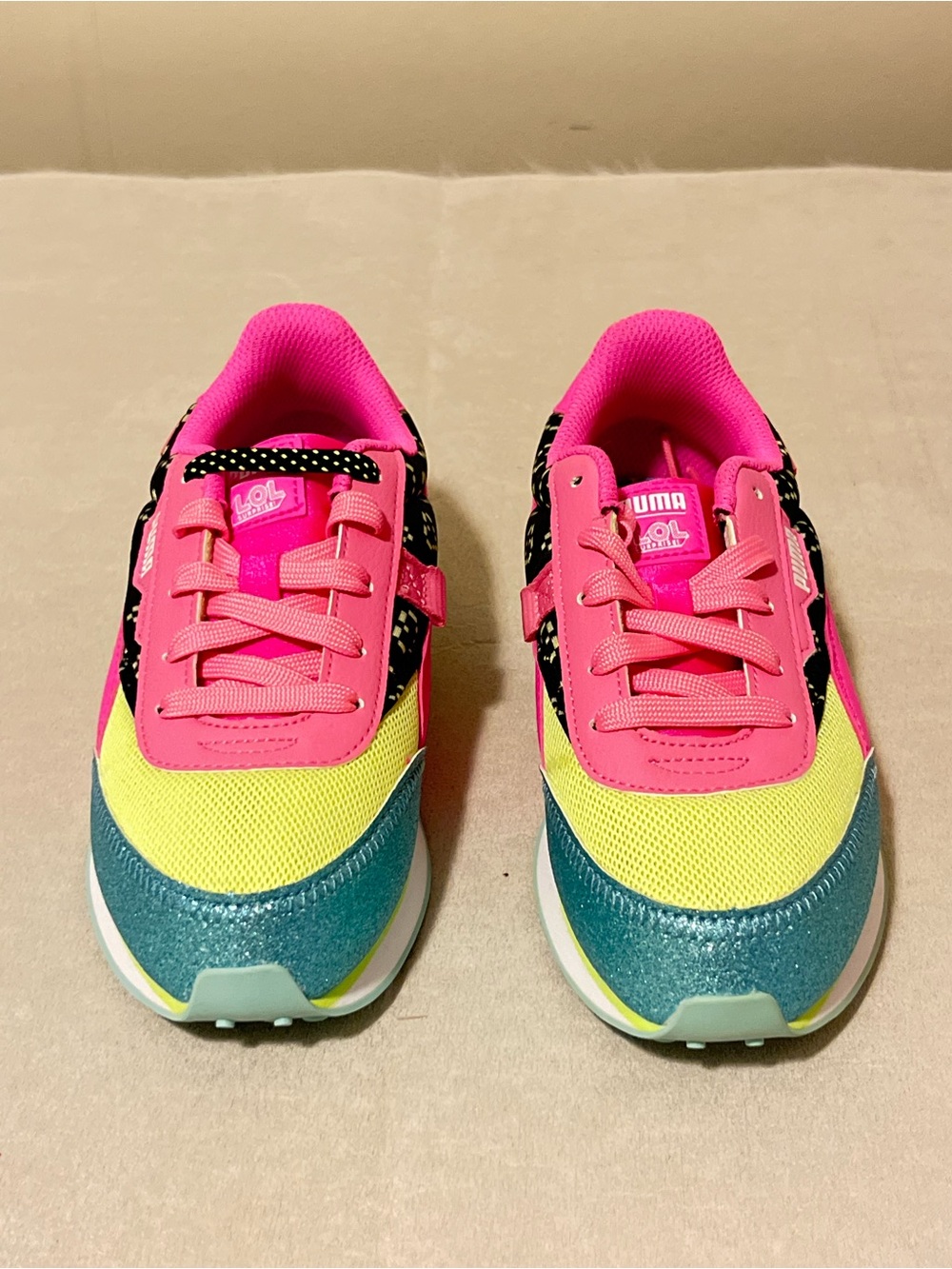 Puma x L.O.L. Surprise Girls Multicolor Fashion Sneakers Size 3 New in Box - Picture 9 of 12